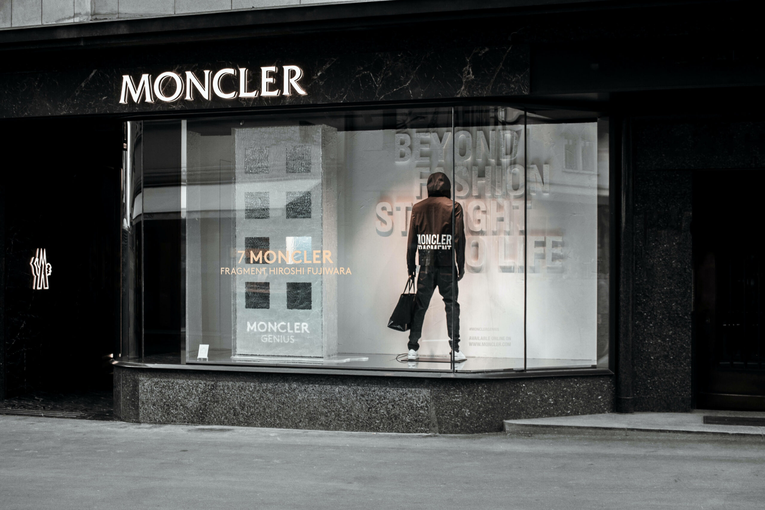 moncler-매장