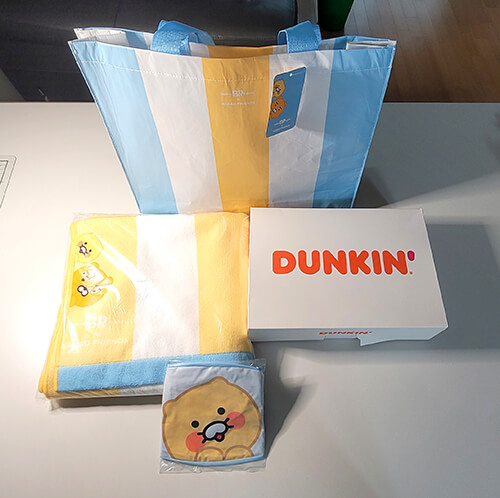 던킨도너츠x카카오프렌즈굿즈_비치타월_비치발리볼