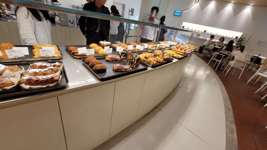 엔제리너스 내 정직한제빵소