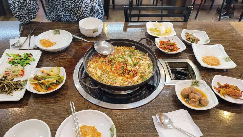 양주재래식손두부-고읍점-짜박두부-솥밥-맛집